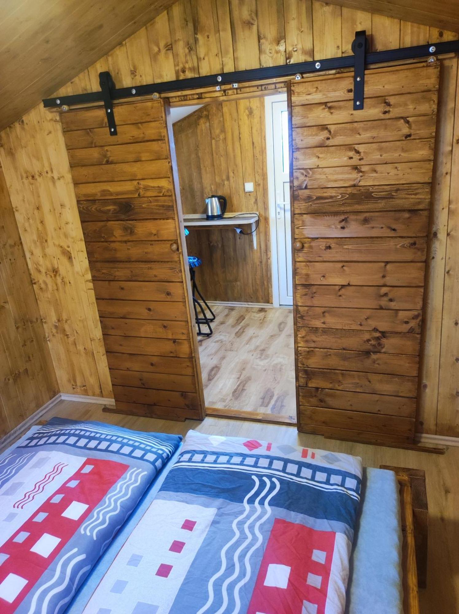 Ubytovani V Klimatizovanych Chatickach Stit Chlumec nad Cidlinou Bagian luar foto