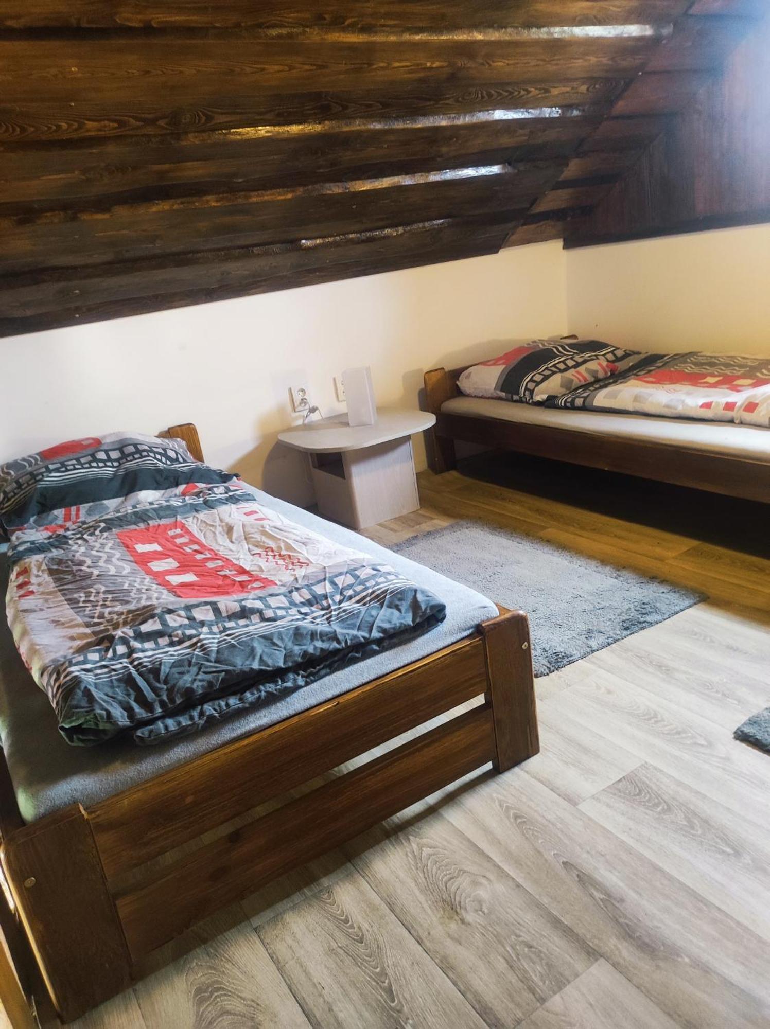 Ubytovani V Klimatizovanych Chatickach Stit Chlumec nad Cidlinou Bagian luar foto