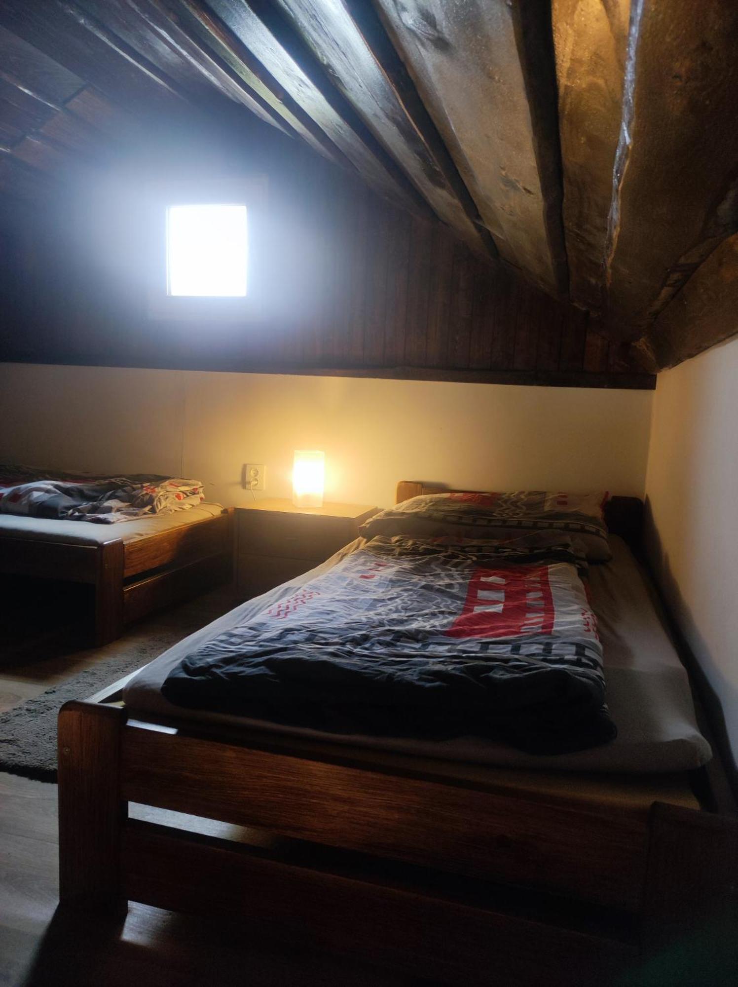 Ubytovani V Klimatizovanych Chatickach Stit Chlumec nad Cidlinou Bagian luar foto