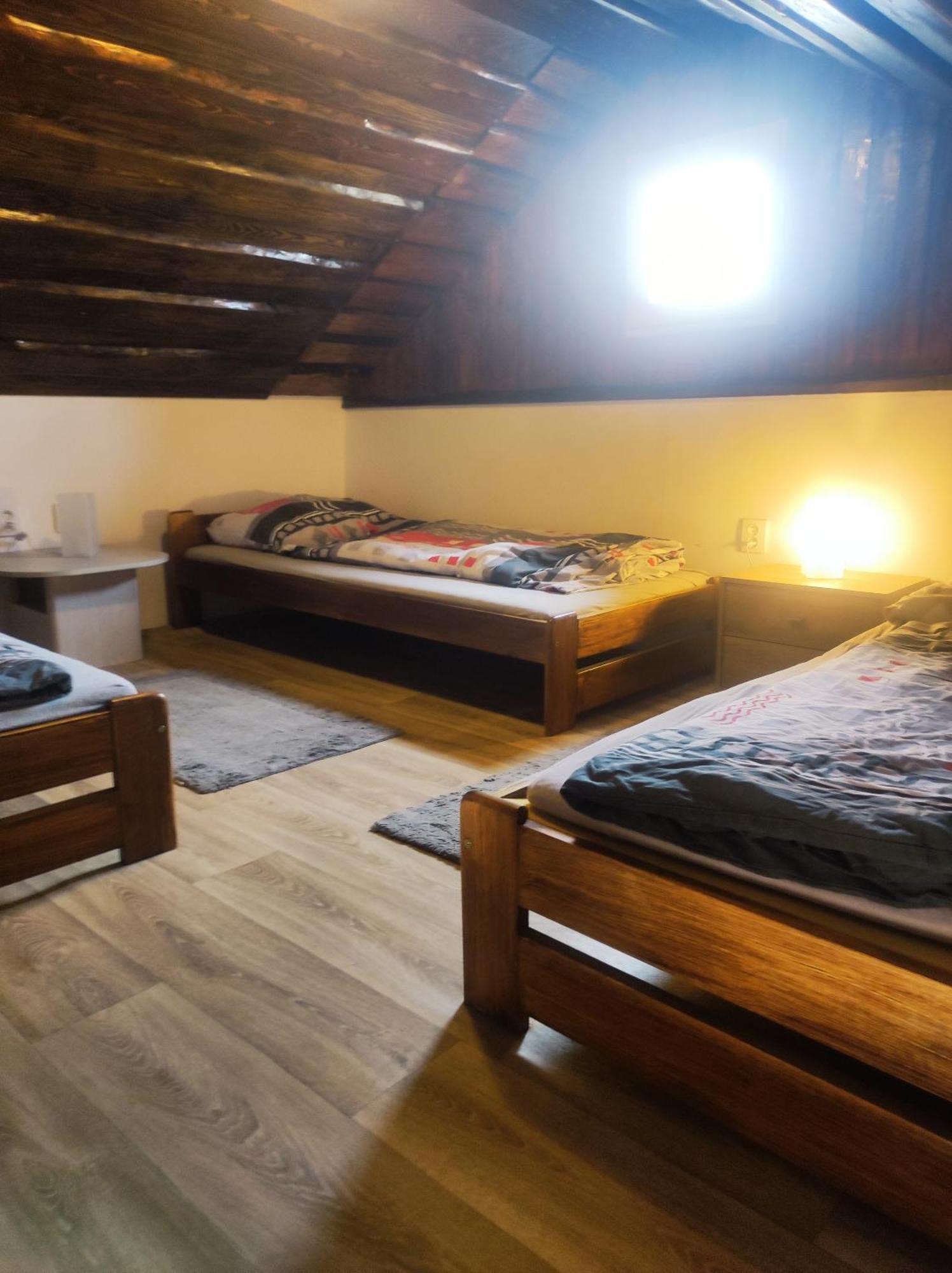Ubytovani V Klimatizovanych Chatickach Stit Chlumec nad Cidlinou Bagian luar foto
